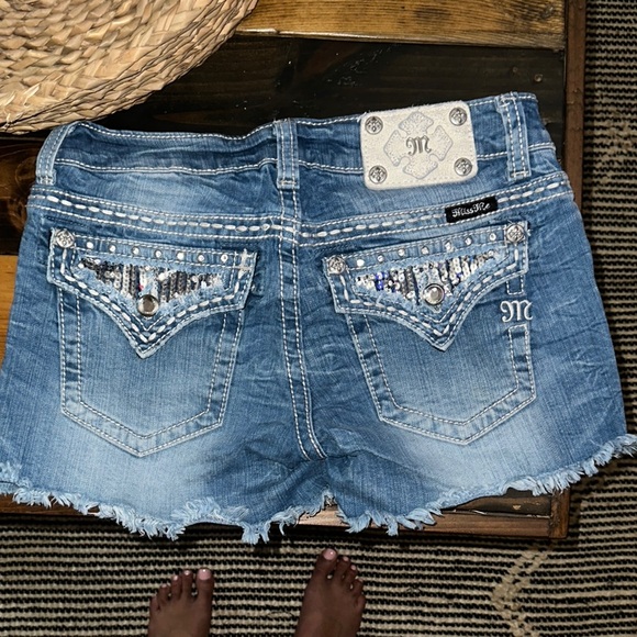Miss Me Women's Blue Denim Shorts - Picture 2 of 2